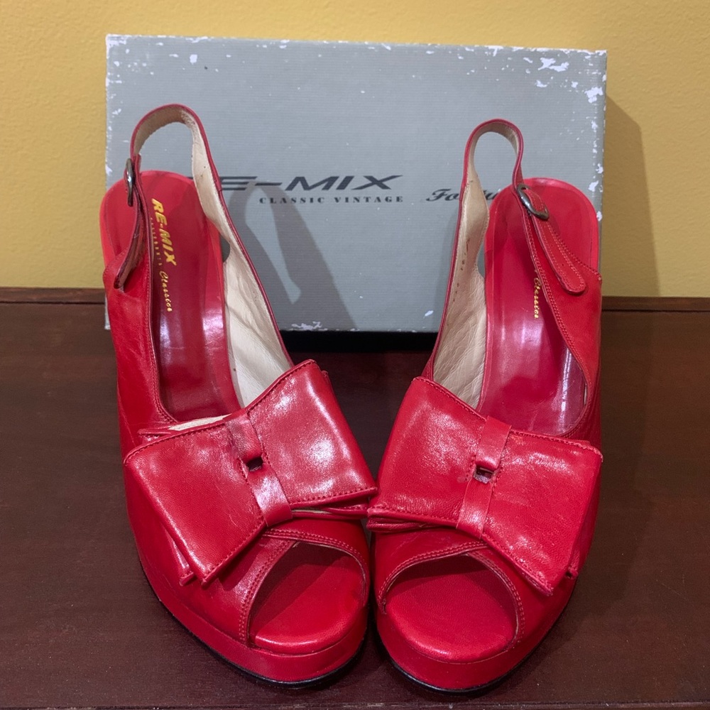 Re-Mix “Rita” Red 1940's leather sling back high heel platforms with bow..